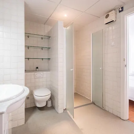 Ilice 1-d Levante Apartment